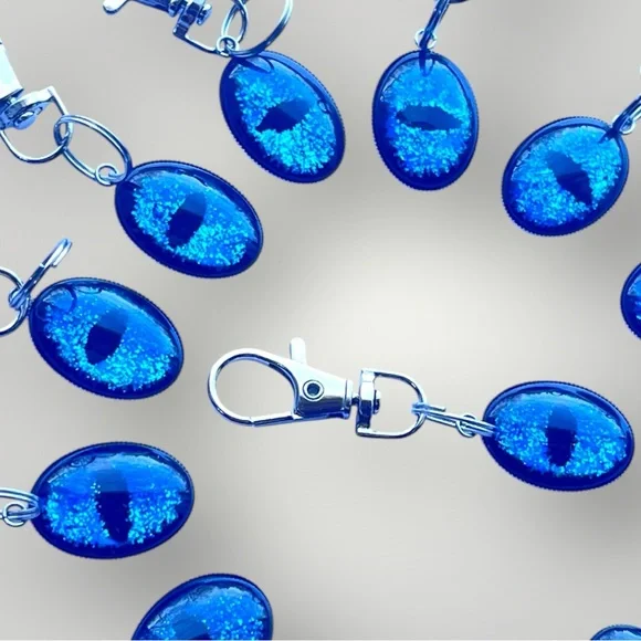 𝑯𝒂𝒏𝒅𝒎𝒂𝒅𝒆 Blue Dragon Eye Keychain w/Gift Bag - Picture 4 of 9